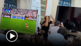 Broma cruel a hinchas del PSG: TV se va a negro justo en el penal decisivo de la Champions