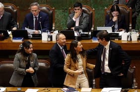 Escuelas protegidas: revés en el TC tensiona a La Moneda y pone en la mira a la división jurídica de la Segpres