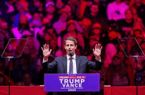 La furia generalizada contra comediante que en cierre de campaña de Trump llamó a Puerto Rico “isla de basura”