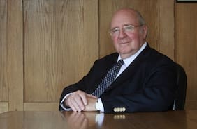 Luis Schmidt, embajador de Chile en China por ventiladores no usados: “Las órdenes venían de Santiago y del Minsal, ellos aprobaban”