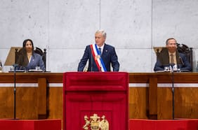 Las imágenes que marcaron el discurso de Kast: de Cerro Castillo al Congreso