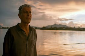 “Quería que el filme fuera catártico”: el documental de Anthony Bourdain gana aplausos y abre polémicas