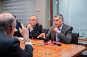 Oficina de Kast en alerta ante riesgo de que Jiles gane presidencia de la Cámara y propine primera derrota legislativa