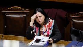 Steinert se excusa de asistir a comisión investigadora y Leiva (PS) baja expectativas de presentar acusación constitucional a un día de expirar el plazo
