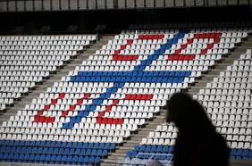 ¿La UC llegará a tiempo con su nuevo estadio? Los planteamientos de la alcaldesa de Las Condes sobre el Claro Arena