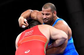 El verdadero peso del gigante Yasmani Acosta: una historia de escape, sacrificio y lucha