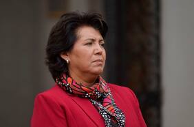 Marido de la senadora Provoste sufre encerrona camino a aeropuerto: fue golpeado y le robaron anillo de matrimonio