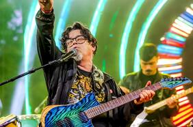 Joe Vasconcellos prepara un show dedicado a los 30 años de “Toque” en Lollapalooza