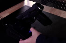 Así es la revolucionaria pistola inteligente con reconocimiento facial