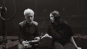 La película que une a Billie Eilish y James Cameron confirma estreno en Chile