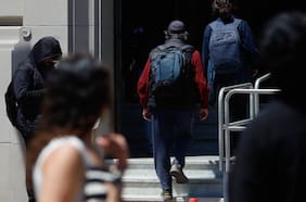 TGR comienza embargos y retenciones para más de mil deudores del CAE que poseen ingresos superiores a los $5 millones