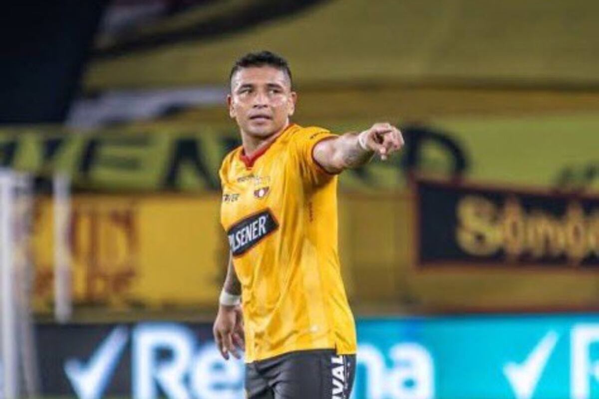 Una pareja venezolana detenida y el pago de 1.500 dólares: los nuevos  antecedentes del asesinato de Mario Pineida - La Tercera