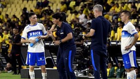 “A reventarles la cabeza”: la arenga de Fernando Zuqui antes del triunfo de la UC ante Barcelona en la Libertadores