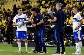 “A reventarles la cabeza”: la arenga de Fernando Zuqui antes del triunfo de la UC ante Barcelona en la Libertadores