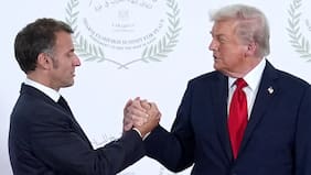 Macron defiende seguir armando a Europa y que no se convierta en una “potencia moral impotente”