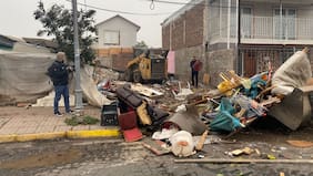 Desalojan y demuelen vivienda vinculada al tráfico de drogas en la comuna de Padre Hurtado