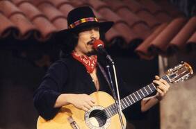 Memorias de Miguel "Negro" Piñera: imágenes de la vida del cantante