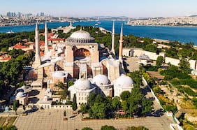 Erdogan transforma Santa Sofía en mezquita y desata ola de críticas