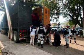 Registro revela como fueron hallados más de 300 migrantes encerrados y hacinados en un camión en México