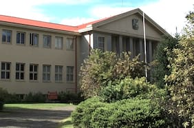 “Expresamos nuestras sinceras disculpas a la ministra”: directorio de la Universidad Austral por agresión a Ximena Lincolao