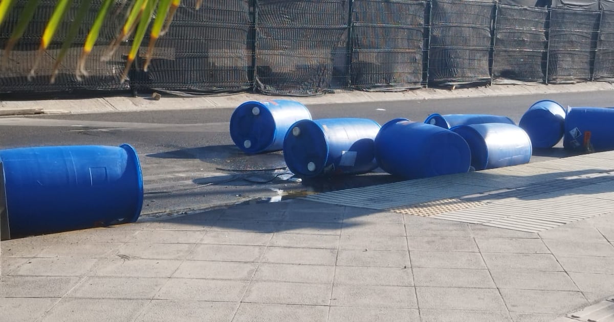 Emergencia en Chile por abandono de bidones de ácido peligroso