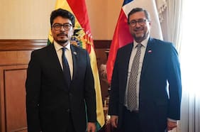 Cancilleres de Chile y Bolivia reafirman coordinación migratoria y acuerdan negociar nuevo pacto comercial