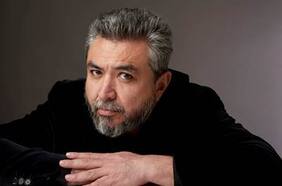 El escritor chileno argentino Cristian Alarcón se lleva el Premio Alfaguara de Novela 2022