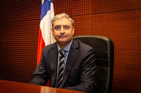 Fernando Guzmán, juez de garantía: “Adentro de las cárceles se instaló un vacío de poder estatal”