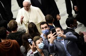 Viral: el sabio consejo que el Papa Francisco dio a una pareja de recién casados