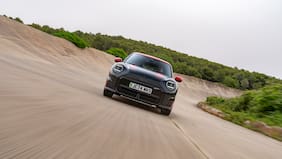 Mini presenta en Chile sus primeros John Cooper Works eléctricos