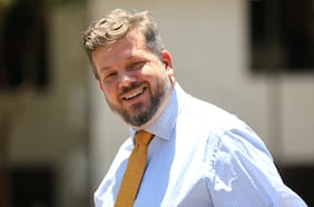 Temas valóricos, ideas programáticas y factor Bachelet: las condiciones de Kaiser para integrarse al gobierno de Kast