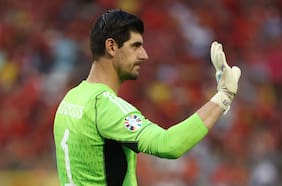 Thibaut Courtois enciende el ventilador y se lanza contra el presidente del Barcelona y LaLiga