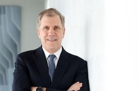 Forum proyecta leve alza en venta de vehículos en 2026, debido a bajo crecimiento de la economía y aún altas tasas