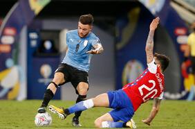 La eficiencia de Suárez y la reacción de Nández permiten el empate celeste: El uno a uno de Uruguay