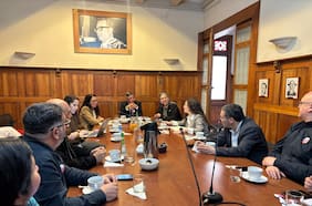 Oposición sube presión por participación de Kast en Foro Madrid y acusa que atenta contra “preocupaciones” de los chilenos