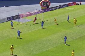 Un blooper que da la vuelta al mundo: el insólito autogol de San Marcos de Arica ante Universidad de Concepción
