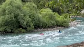 Críticas genera utilización de motos de agua por turistas extranjeros en el río Futaleufú