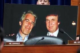 El dibujo de una mujer desnuda que complica a Donald Trump por el caso Jeffrey Epstein