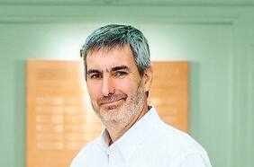 Robert Mayne Nicholls presenta su renuncia a la vicepresidencia de Enami