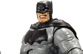 Prepárense para expandir su colección de The Dark Knight Returns con las nuevas figuras de McFarlane Toys
