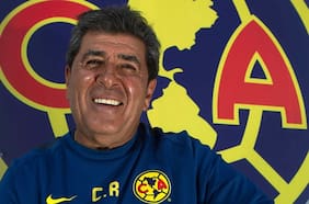 Mencionado hasta por El Chavo del 8: las mejores historias de Carlos Reinoso, el chileno que se convirtió en leyenda en México