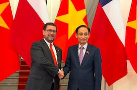 Canciller Pérez Mackenna inicia visita a Vietnam y busca profundizar relación bilateral