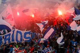 Fiscalía identifica a quién agredió con una bengala a pequeño hincha de Flamengo en duelo con Universidad Católica