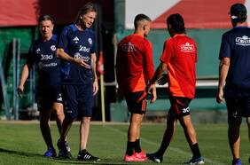 El cambio de última hora que hizo Ricardo Gareca en la formación de la Roja antes de viajar a Paraguay