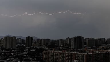 De Coquimbo a O’Higgins: pronostican tormentas eléctricas para cuatro regiones del país