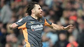 Ben Brereton está con la pólvora encendida: convierte para Derby County en el Championship