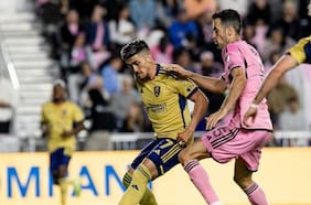 Jugó un Sudamericano por Argentina y debutó en San Luis: quién es Pablo Ruiz, el volante que se acerca a Colo Colo