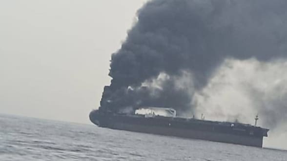 EE.UU. destruye cinco petroleros iraníes y Teherán responde con misiles contra objetivos estadounidenses en Jordania