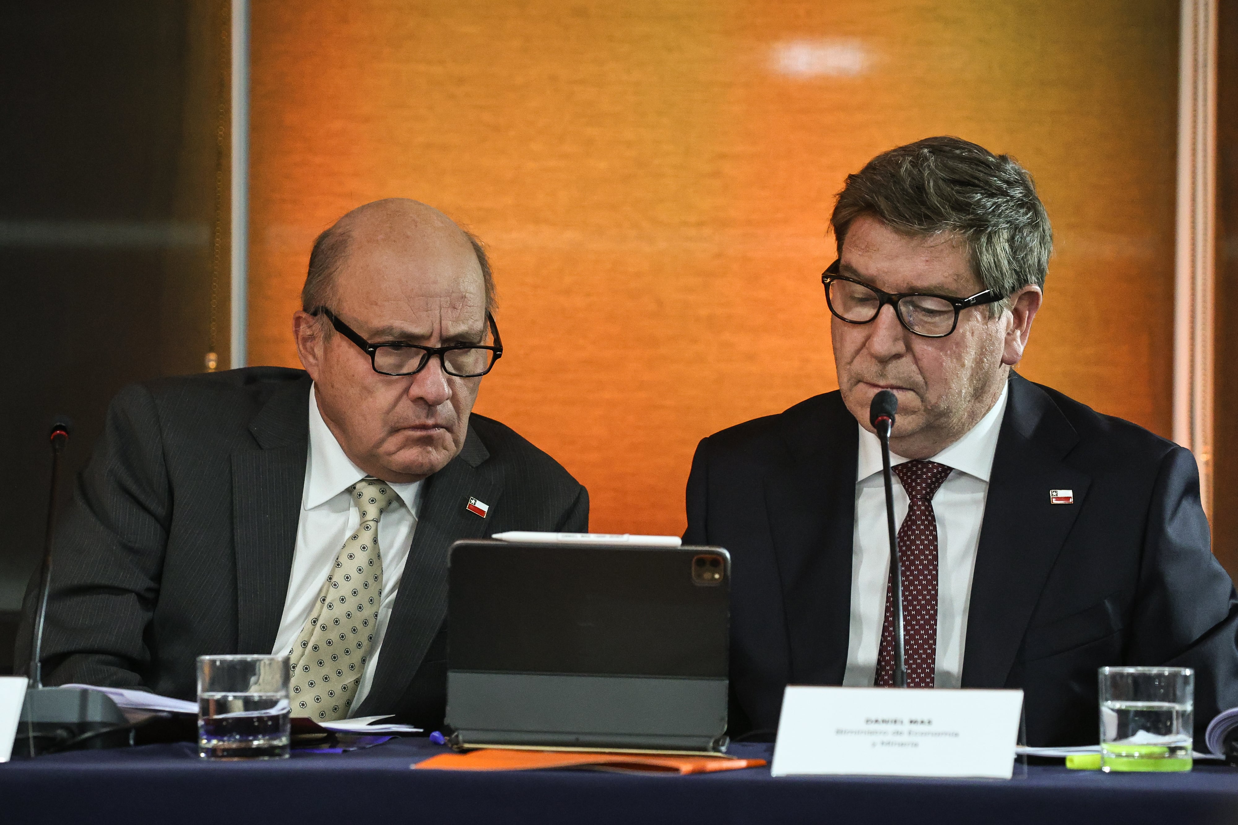 El equipo económico del gobierno abordó el alto IPC de agosto