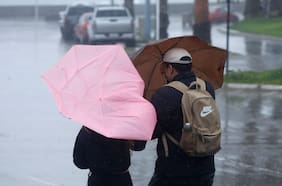 Lluvia intensa y viento: el sistema frontal que llega hoy a la zona centro-sur de Chile